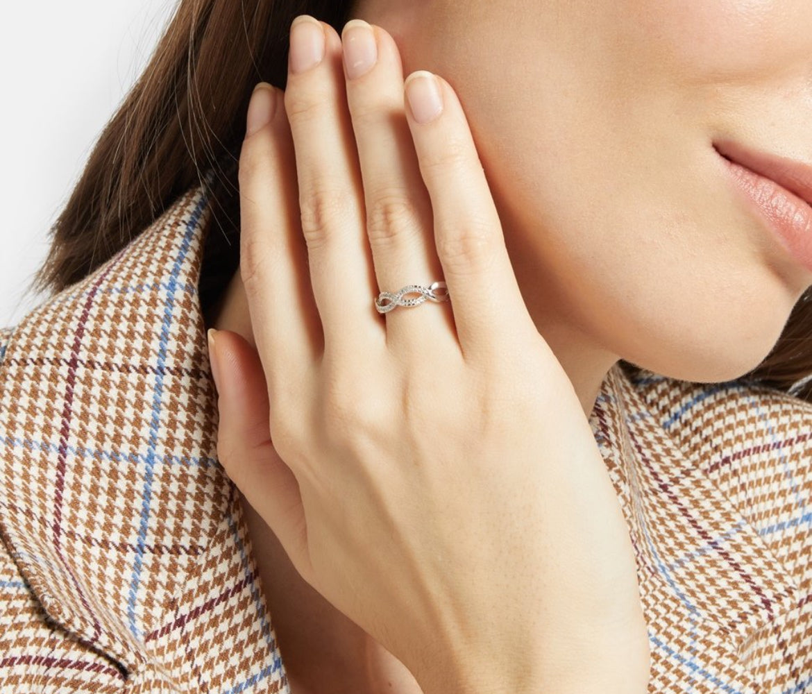 Revoni Silver
Diamant-Ring